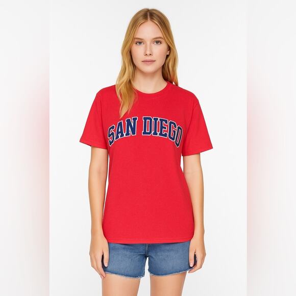 Gildan Heather Red San Diego Graphic T-Shirt Size Medium - Picture 1 of 9